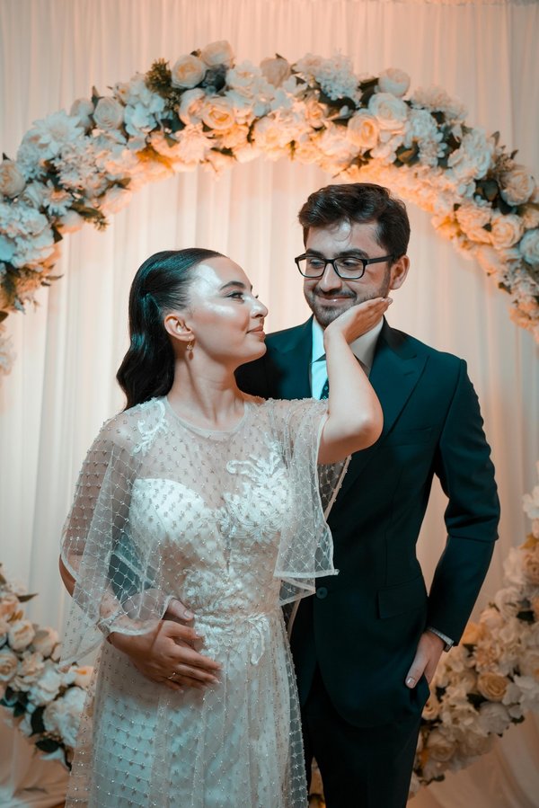 Unleash fun and memories with wedding photo booth rental